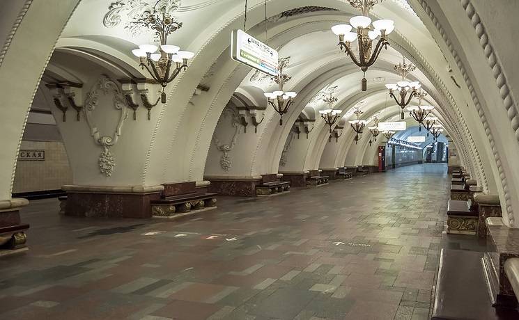 Праздничный график работы московского метро в День Победы 9 мая 2024 года