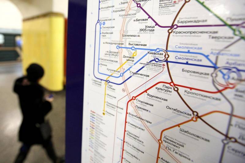 Рассчитайте маршрут заранее: какие станции метро не будут работать в Москве 9 мая 2024 года, в День Победы