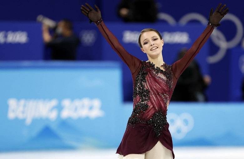 Специально ли Валиева заняла 4-е место на ОИ-2022.jpg
