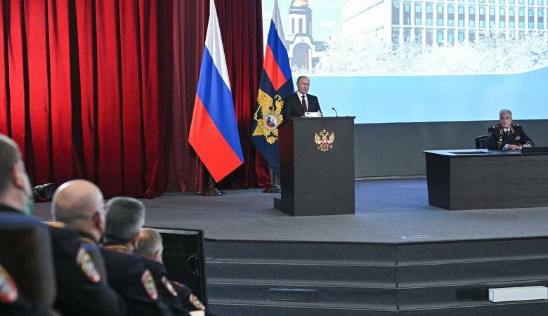 Выступление Путина на расширенном заседании коллегии МВД в феврале 2022 года.jpg
