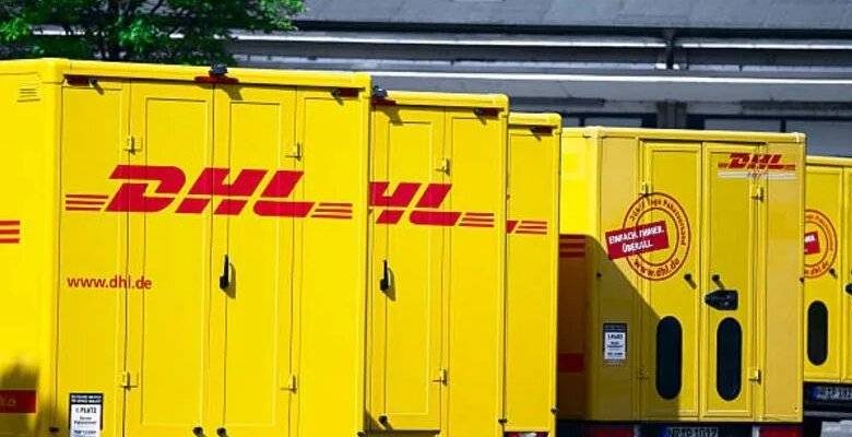 Компания DHL приостановила перевозки в России.jpg