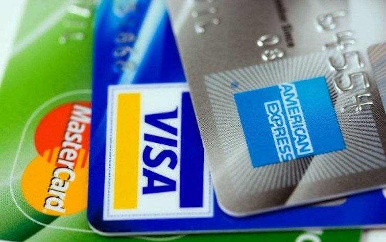 В ЦБ РФ рассказали, будет ли начисляться зарплата на карты Visa Сбербанка.jpg