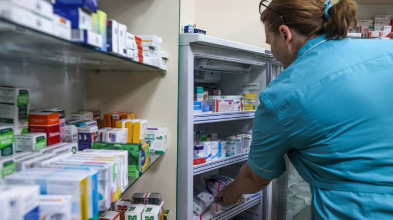 Аптечный кризис в Украине: фармацевты массово увольняются