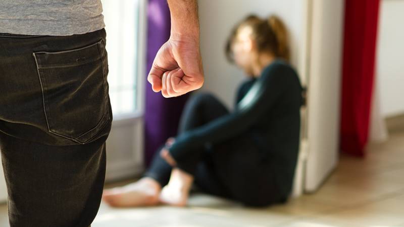 Скрытая угроза в семье: куда обращаться в случае домашнего насилия