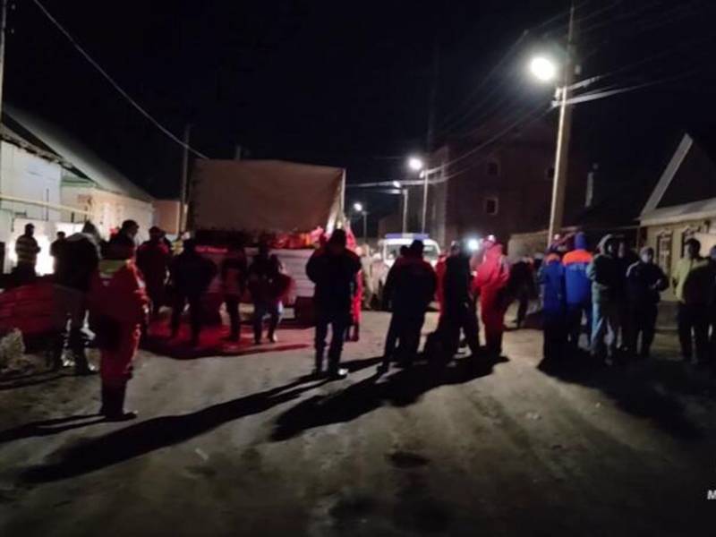 Прорыв дамбы в Оренбургской области: тысячи домов подтоплены, сотни жителей эвакуированы